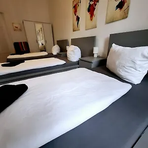 https://altbau-schmuckstck-an-der-karli-mit-riesigem-balkon.bestleipzighotels.com